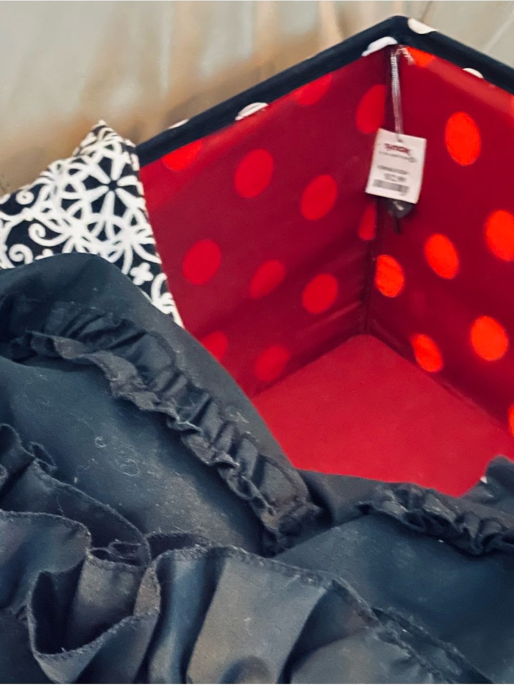 53 + Piece Curated Dorm /Teen/Tween Room in Black & White & Polka Dots! - Picture 4 of 11